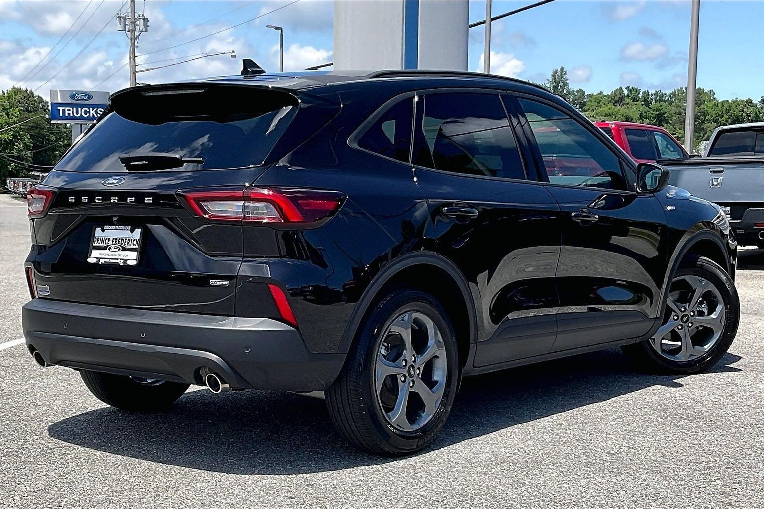 2025 Ford Escape ST-Line