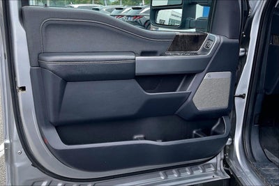 2023 Ford Super Duty F-450 DRW LARIAT