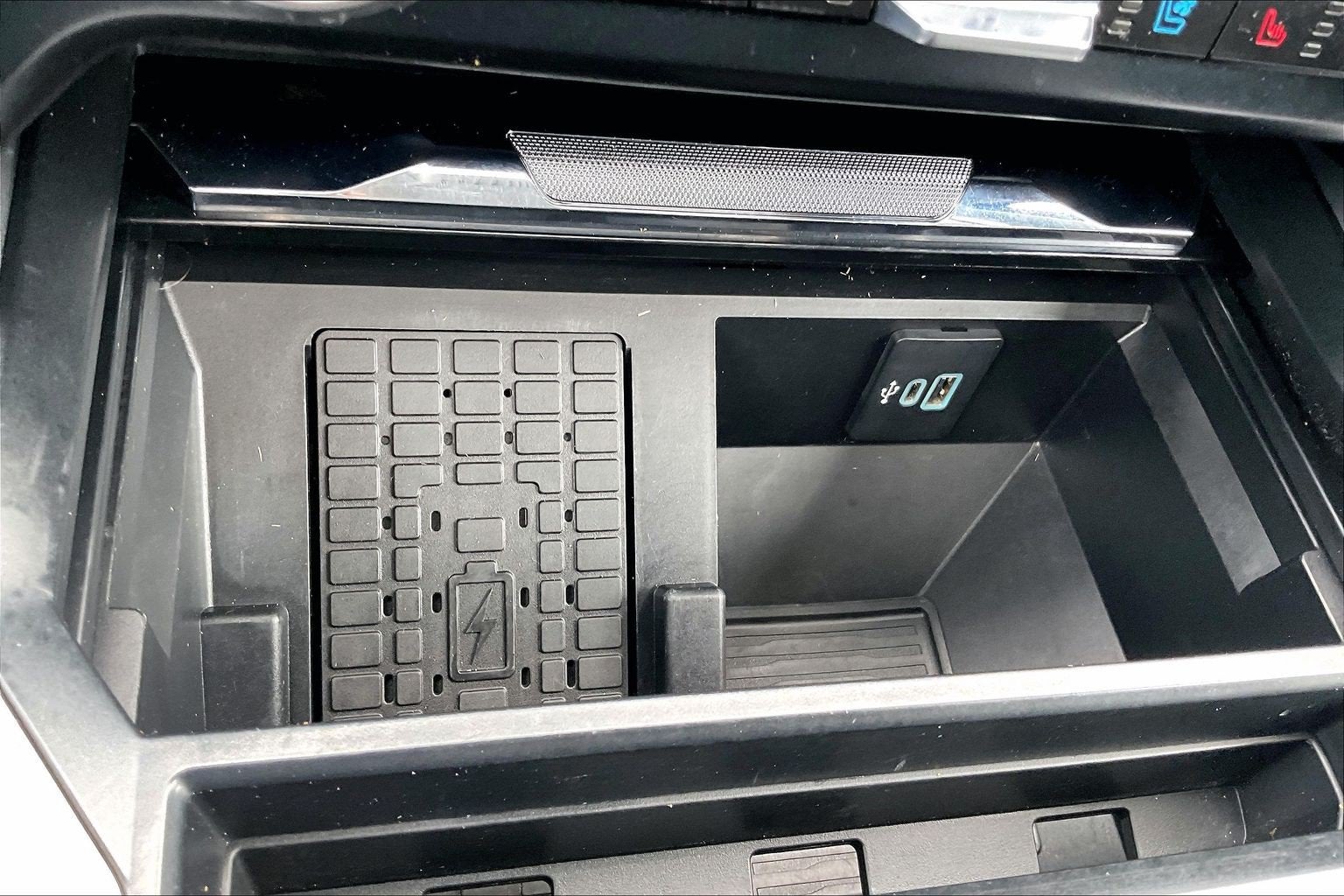 2023 Ford Super Duty F-450 DRW LARIAT