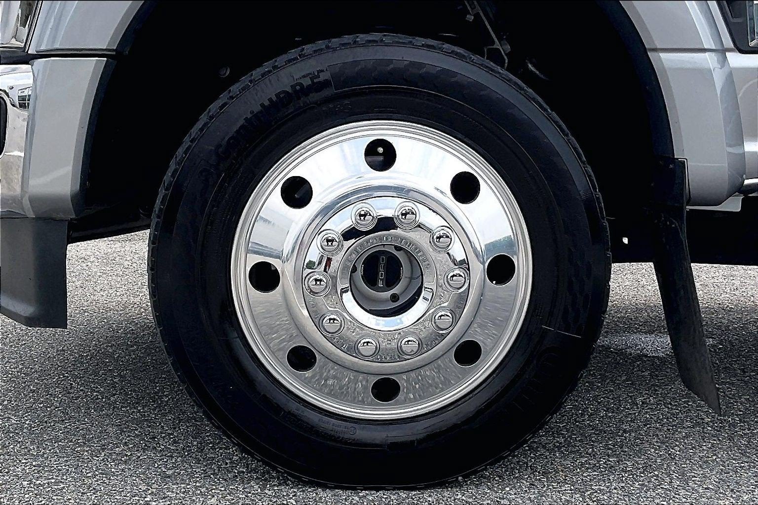 2023 Ford Super Duty F-450 DRW LARIAT