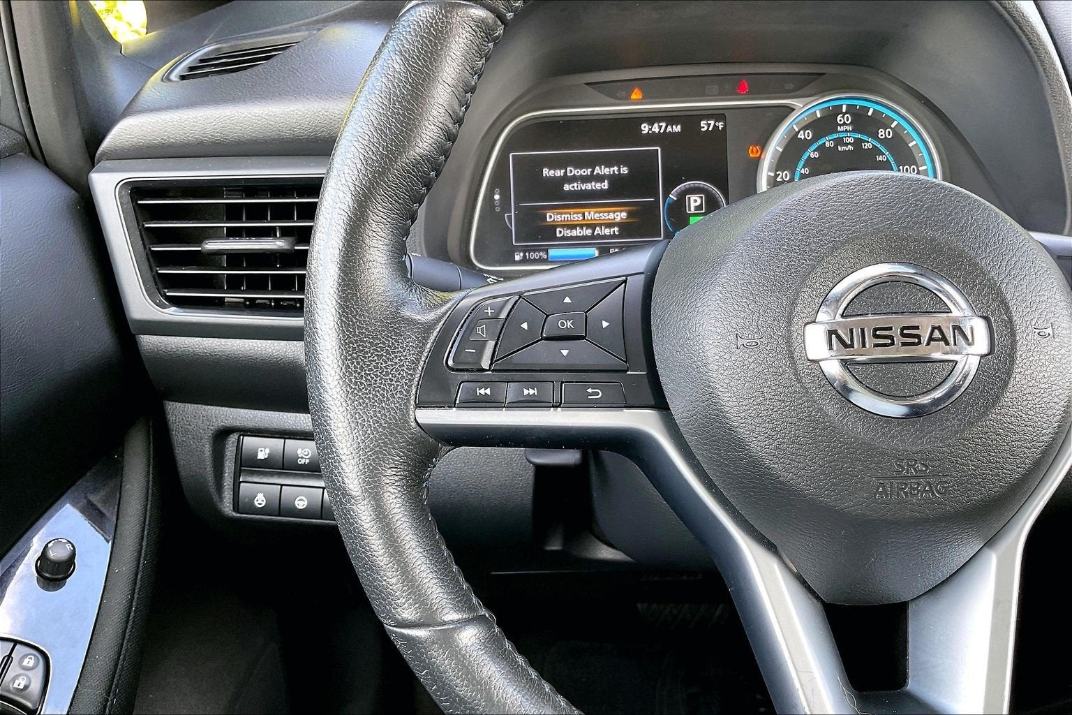 2022 Nissan LEAF SV