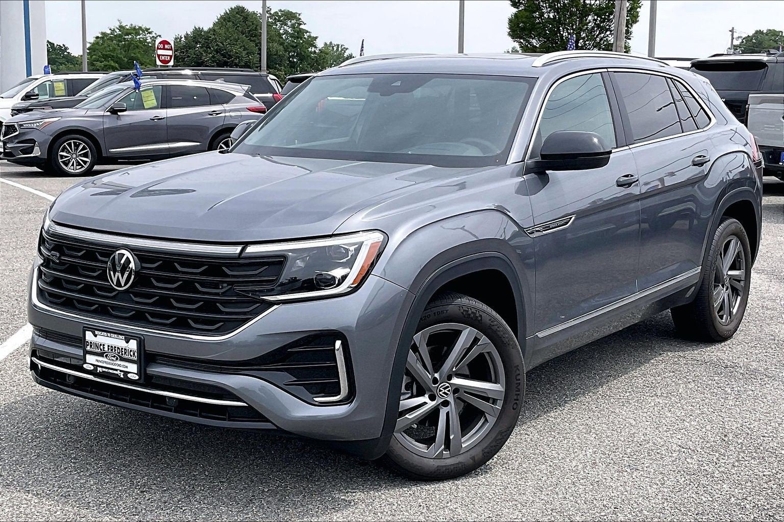 2024 Volkswagen Atlas Cross Sport 2.0T SEL R-Line
