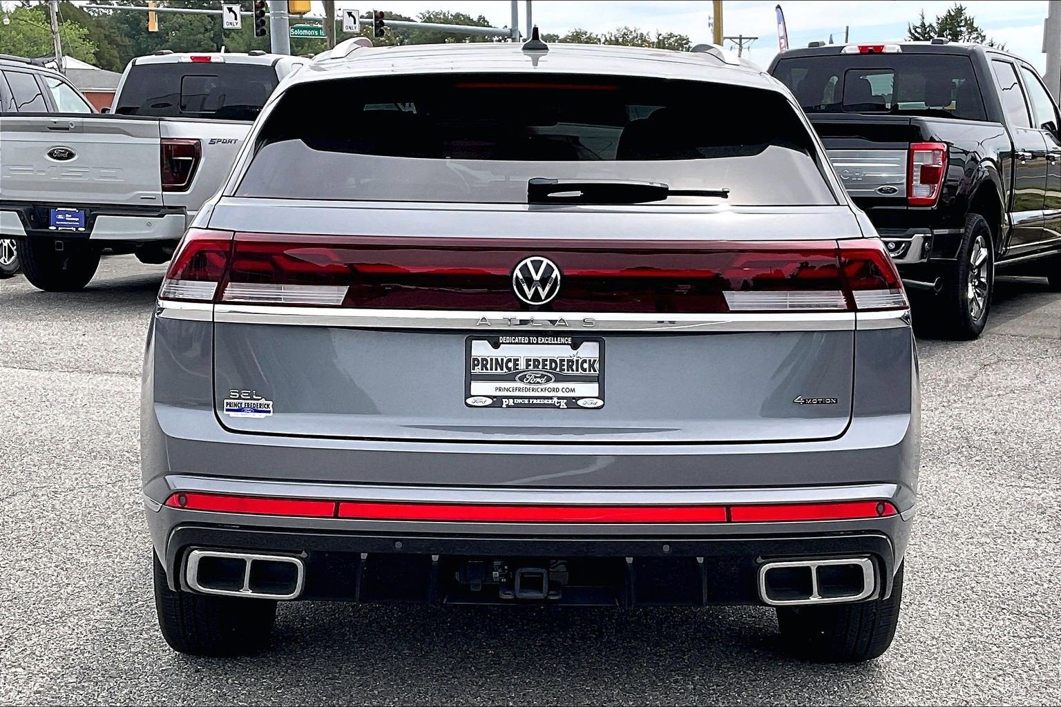 2024 Volkswagen Atlas Cross Sport 2.0T SEL R-Line