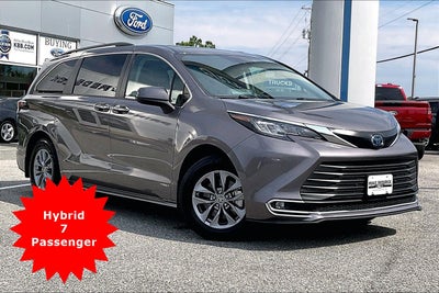 2021 Toyota Sienna XLE