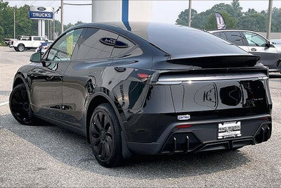 2026 Tesla Model Y Base