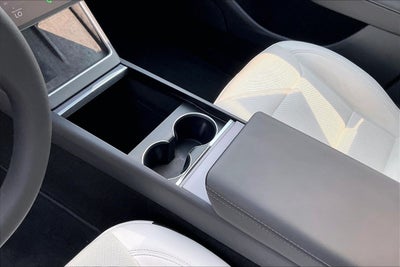 2026 Tesla Model Y Base