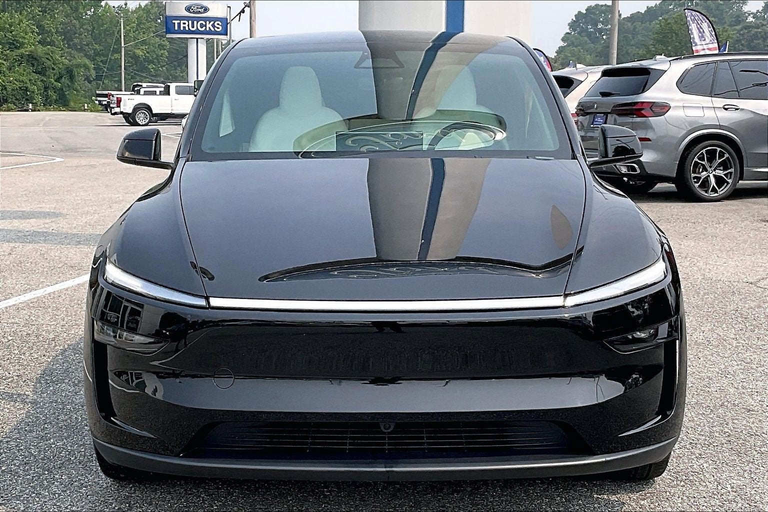 2026 Tesla Model Y Base
