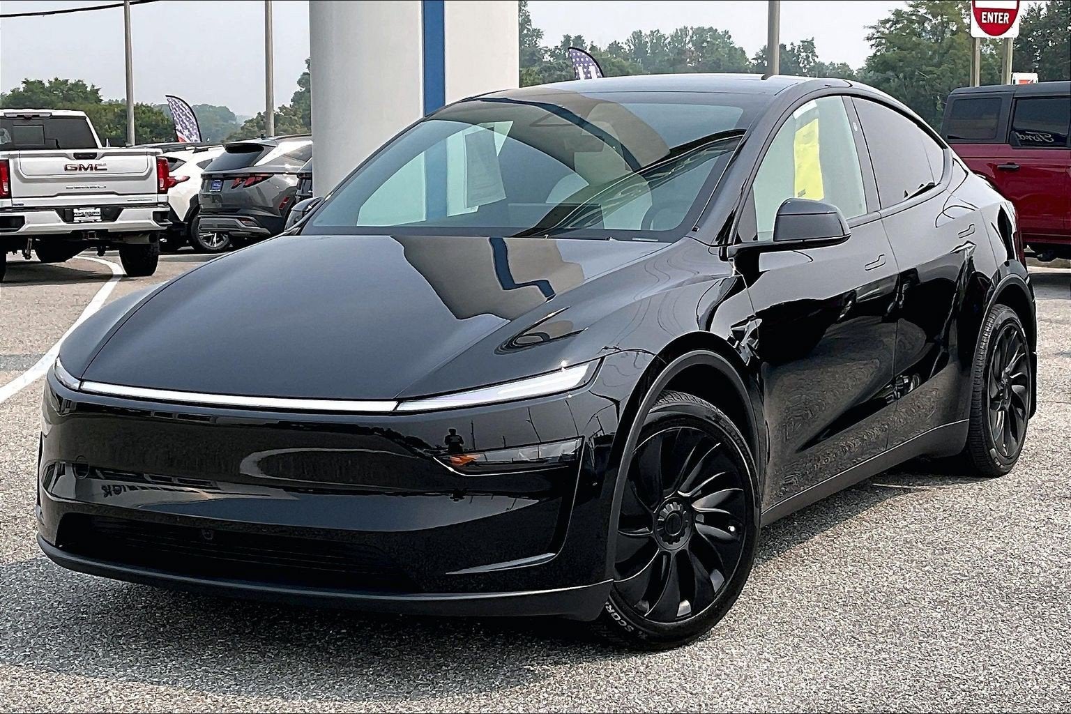 2026 Tesla Model Y Base