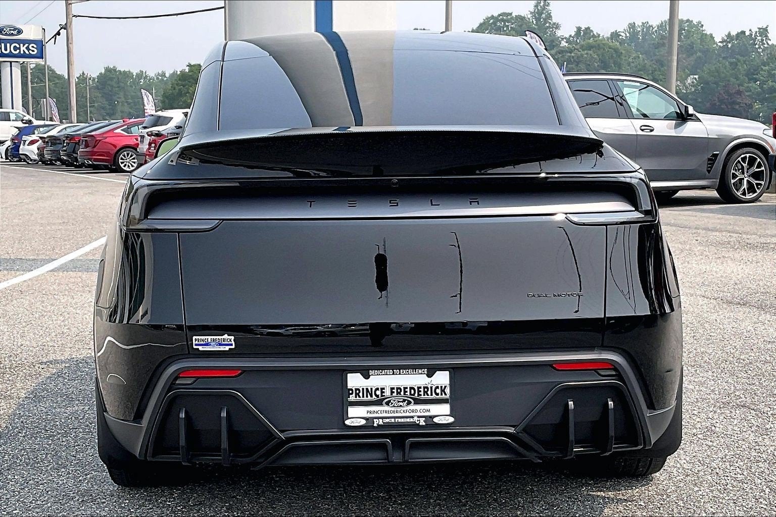 2026 Tesla Model Y Base