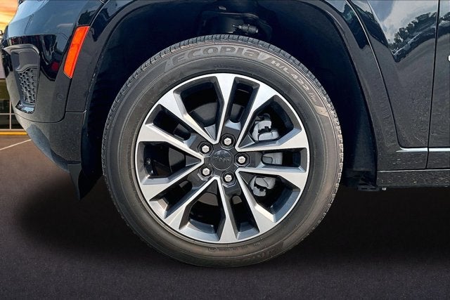 2025 Jeep Grand Cherokee 4xe Overland