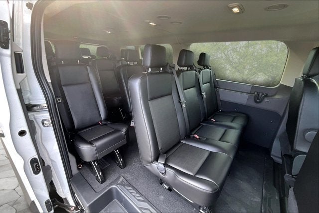 2026 Ford Transit Passenger Wagon 350