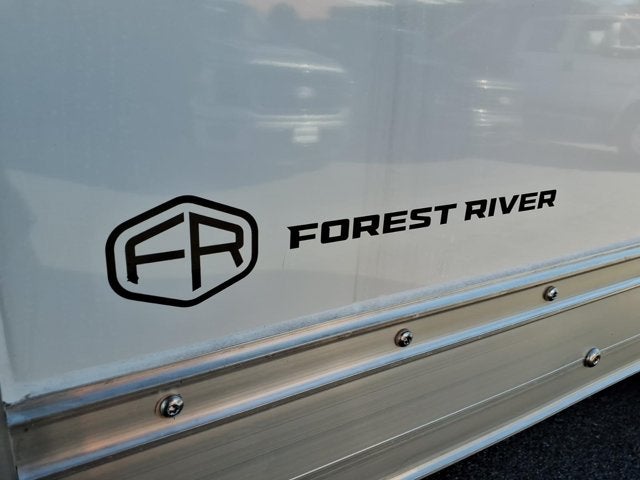 2027 Ford E-Series 14' Dry Box Van E-350 SRW
