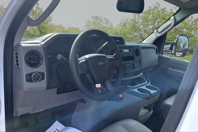 2026 Ford E-Series Cutaway E-350 SRW 138" WB