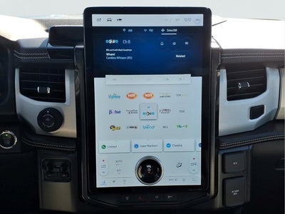 2022 Ford F-150 Lightning Platinum