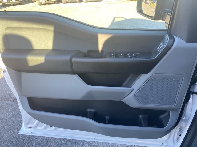 2027 Ford Super Duty F-350 DRW 4WD