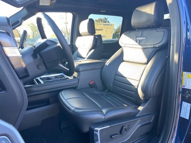 2027 Ford Super Duty F-450 DRW Platinum