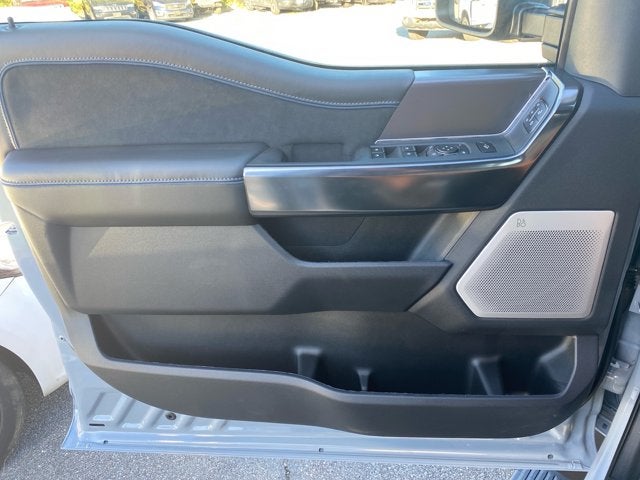 2027 Ford Super Duty F-450 DRW Platinum