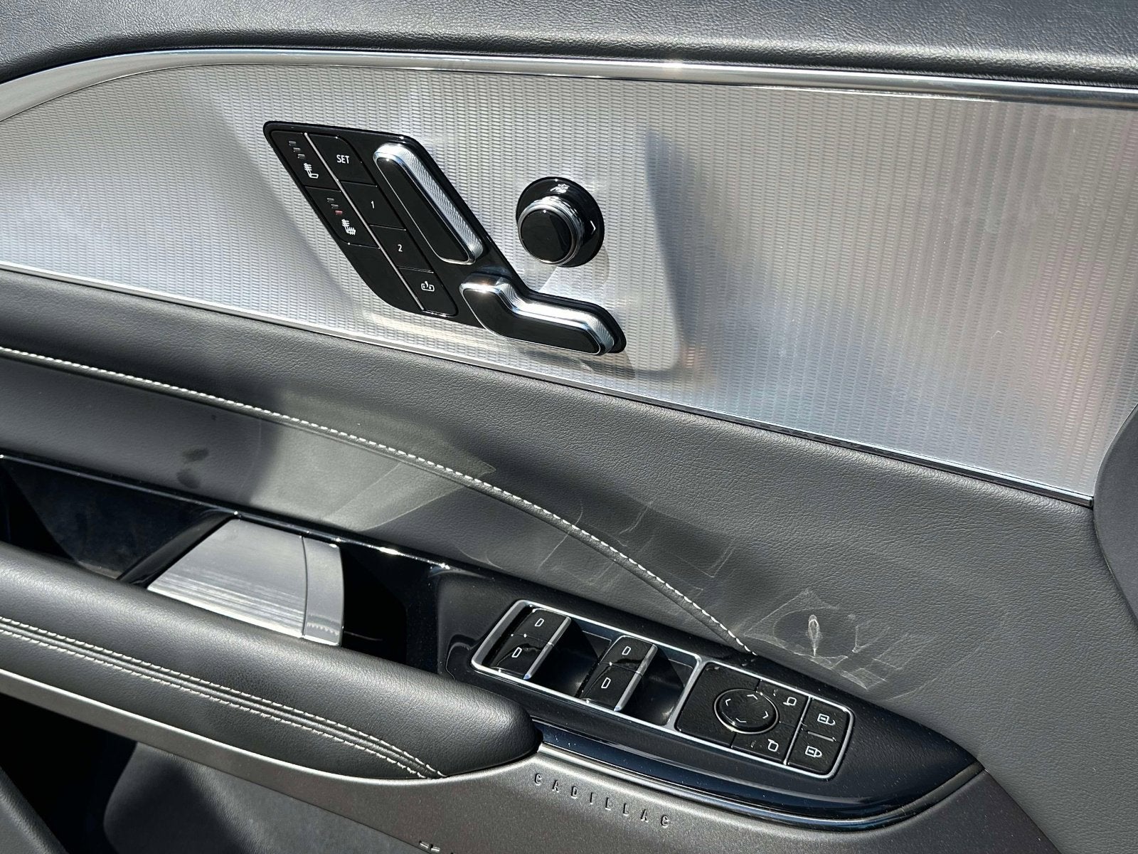 2024 Cadillac LYRIQ Tech