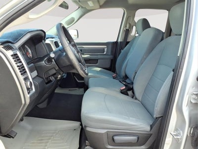 2017 RAM 1500 SLT Quad Cab 4x4 6'4' Box