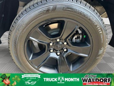 2022 RAM 1500 Big Horn Crew Cab 4x4 5'7' Box