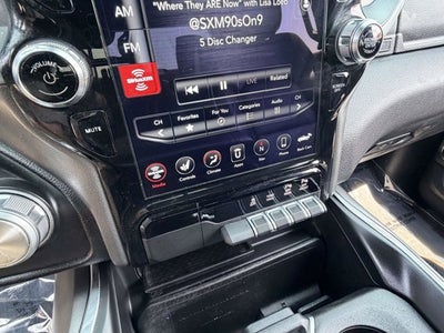 2021 RAM 1500 Laramie Crew Cab 4x4 5'7' Box
