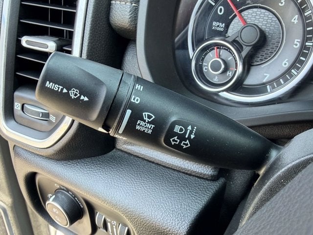2021 RAM 1500 Laramie Crew Cab 4x4 5'7' Box