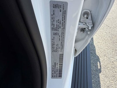 2021 RAM 1500 Laramie Crew Cab 4x4 5'7' Box