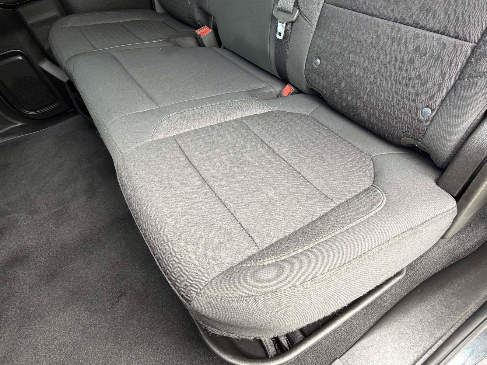 2022 Chevrolet Silverado 1500 LTD 4WD Crew Cab Short Bed LT with 2FL