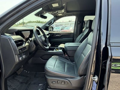 2025 GMC Yukon XL 4WD AT4