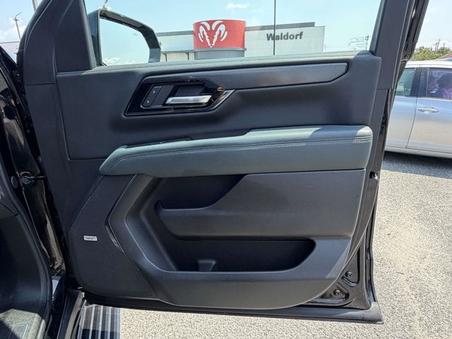 2025 GMC Yukon XL 4WD AT4