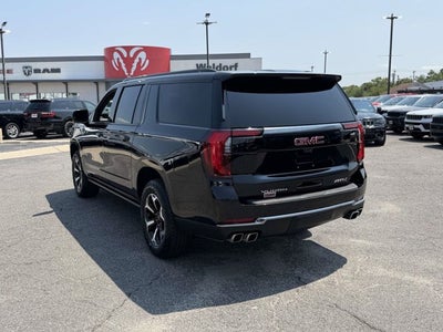 2025 GMC Yukon XL 4WD AT4