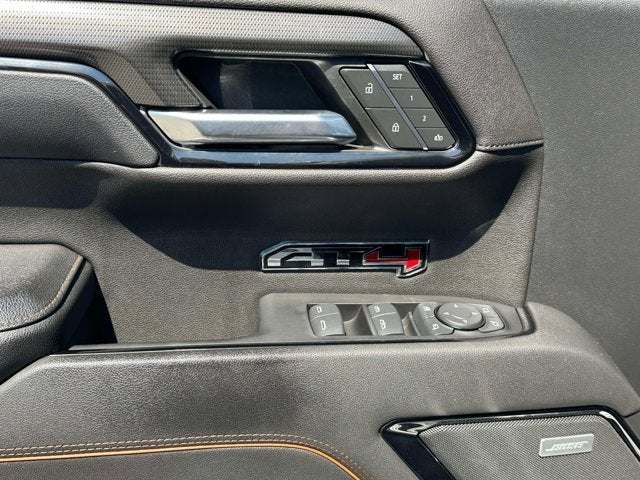 2023 GMC Sierra 1500 AT4