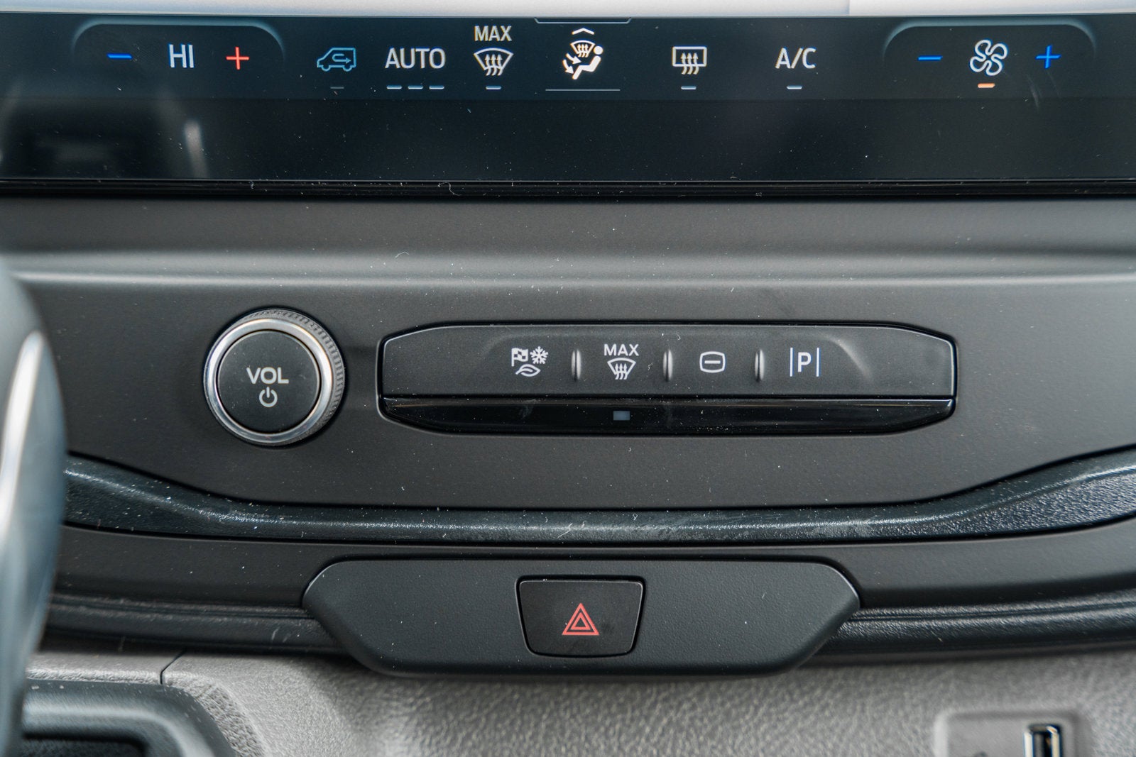 2026 Ford Transit Passenger Wagon XL