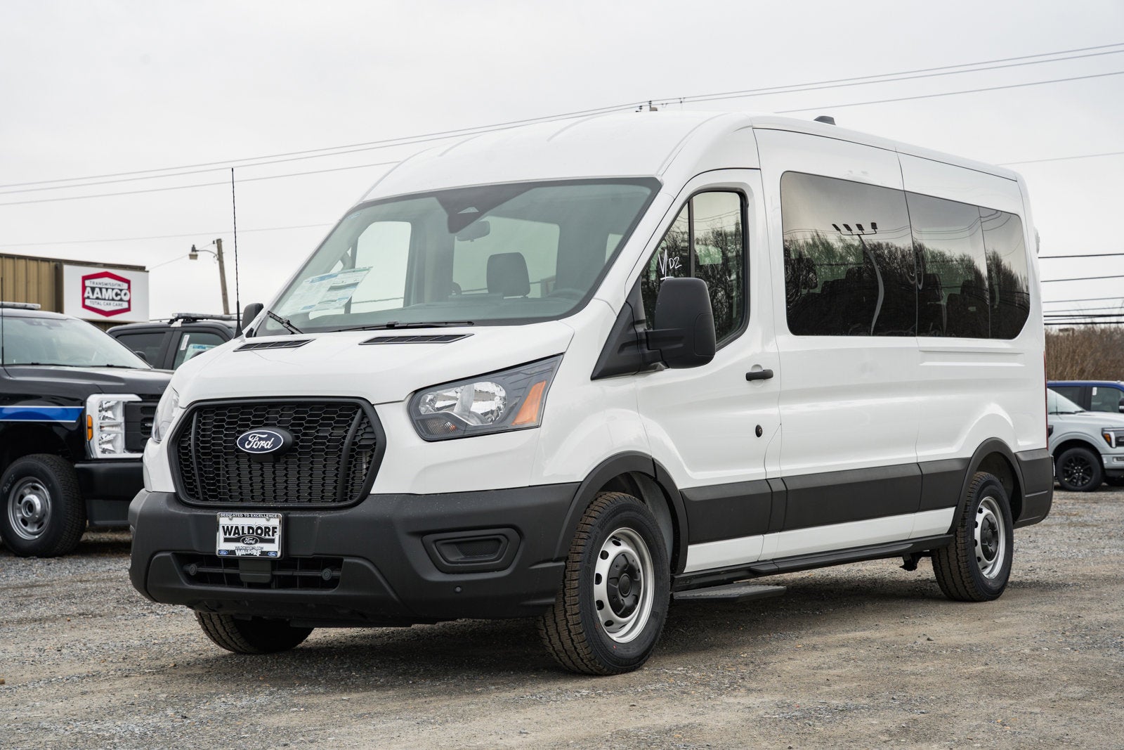 2026 Ford Transit Passenger Wagon XL