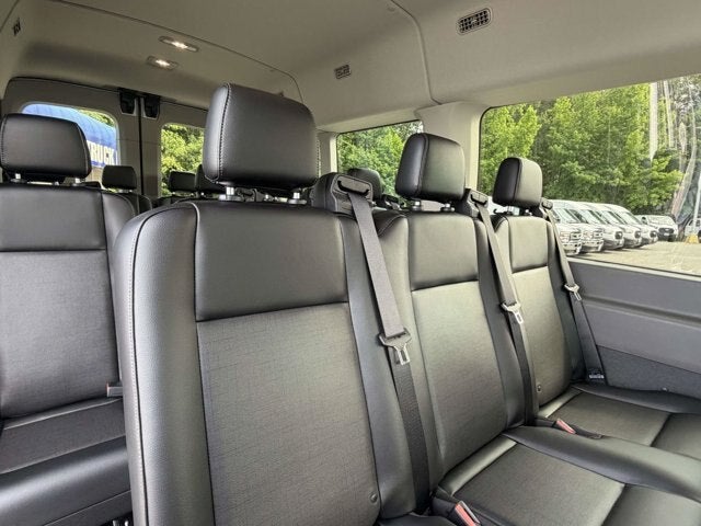 2026 Ford Transit Passenger Wagon XL