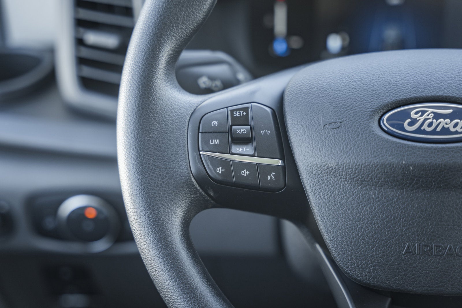 2026 Ford Transit Passenger Wagon XL