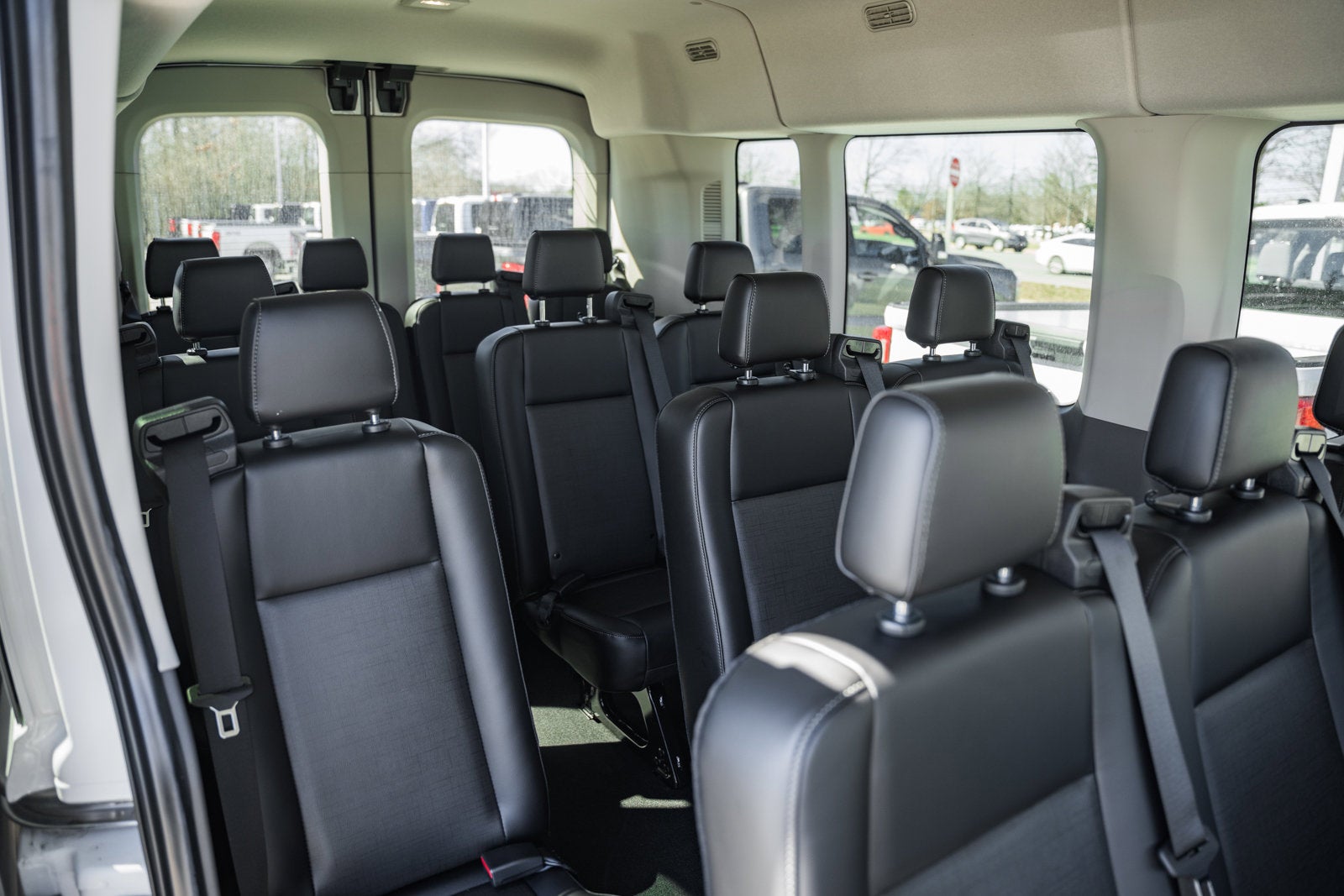 2026 Ford Transit Passenger Wagon XL