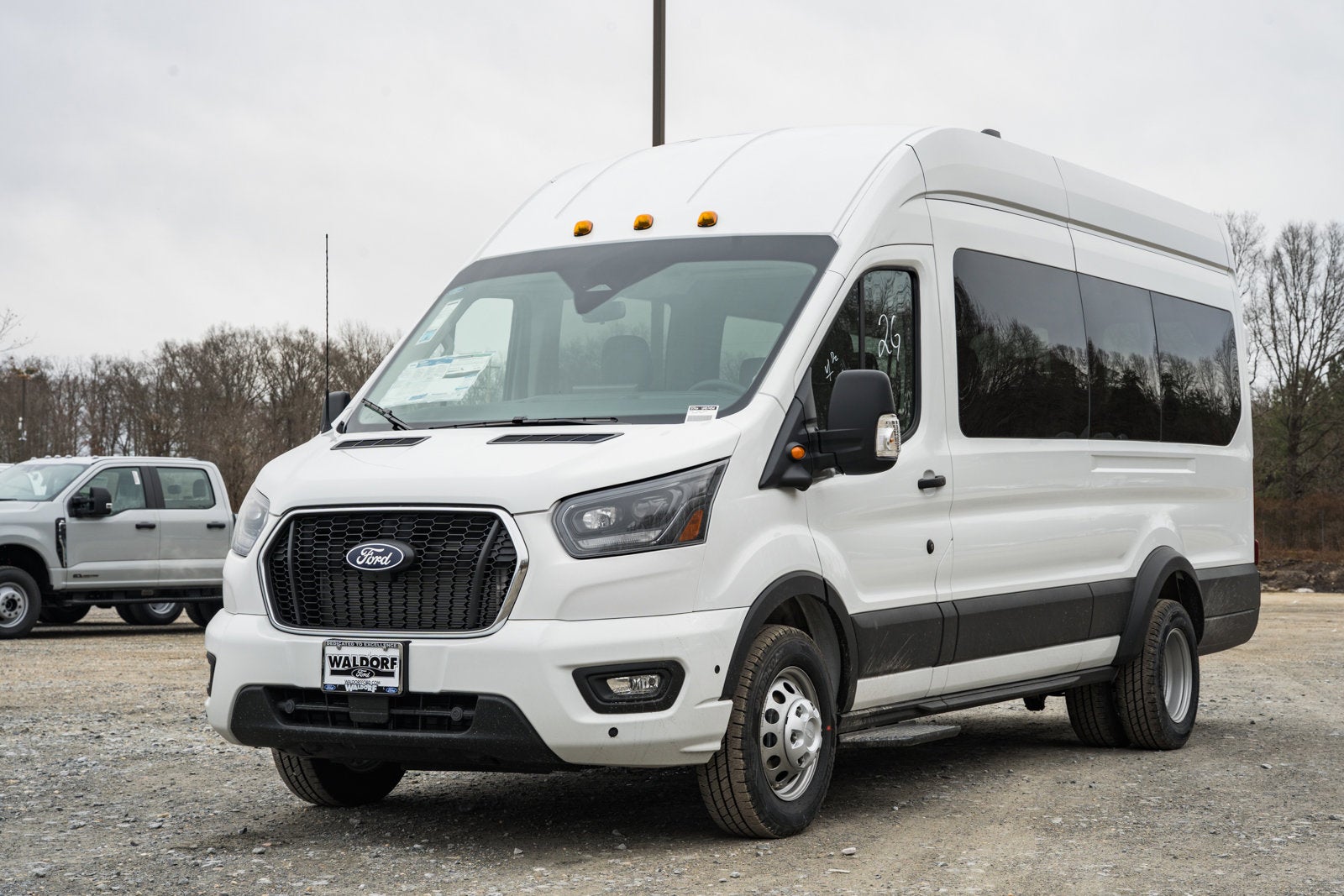 2026 Ford Transit Passenger Wagon XLT