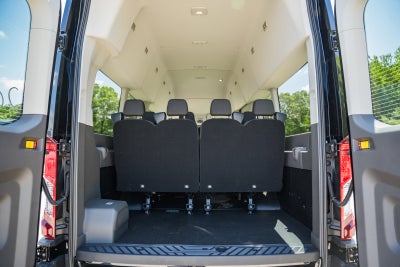 2026 Ford Transit Passenger Wagon XLT