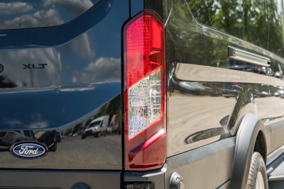2026 Ford Transit Passenger Wagon XLT