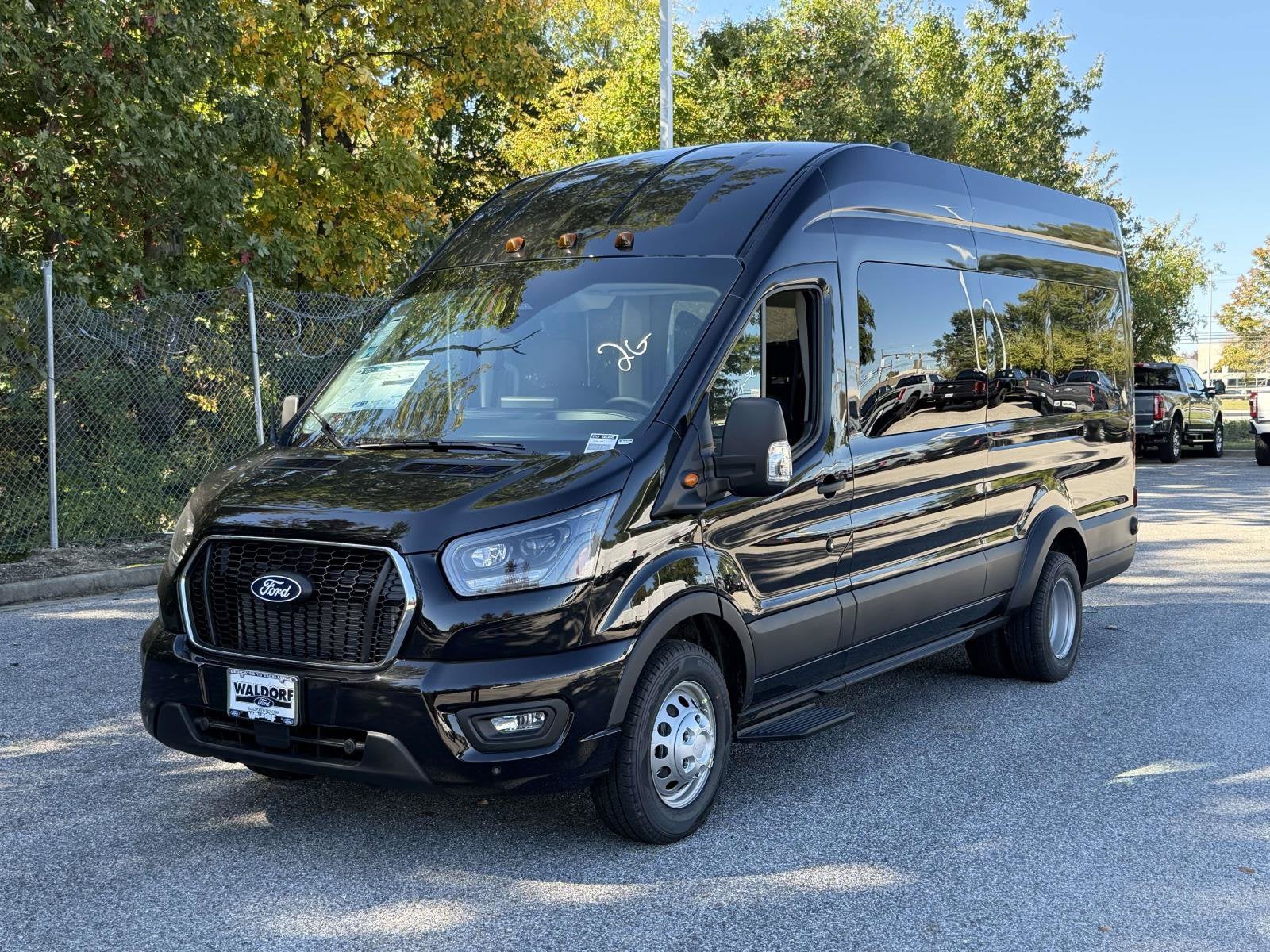 2027 Ford Transit Passenger Wagon XLT