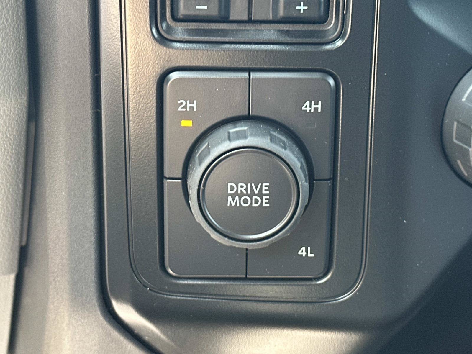 2027 Ford Super Duty F-450 DRW XL