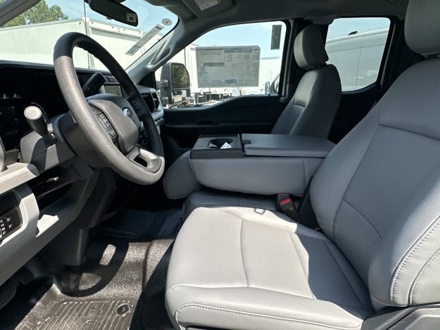 2027 Ford Super Duty F-450 DRW XL
