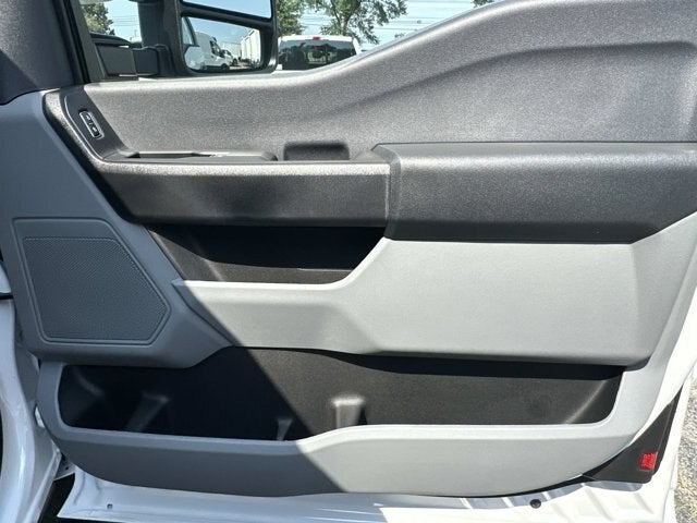 2027 Ford Super Duty F-450 DRW XL