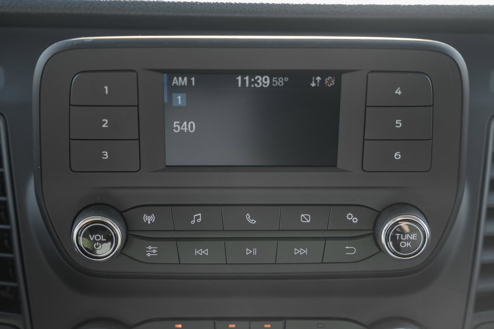 2025 Ford Transit Cutaway 350