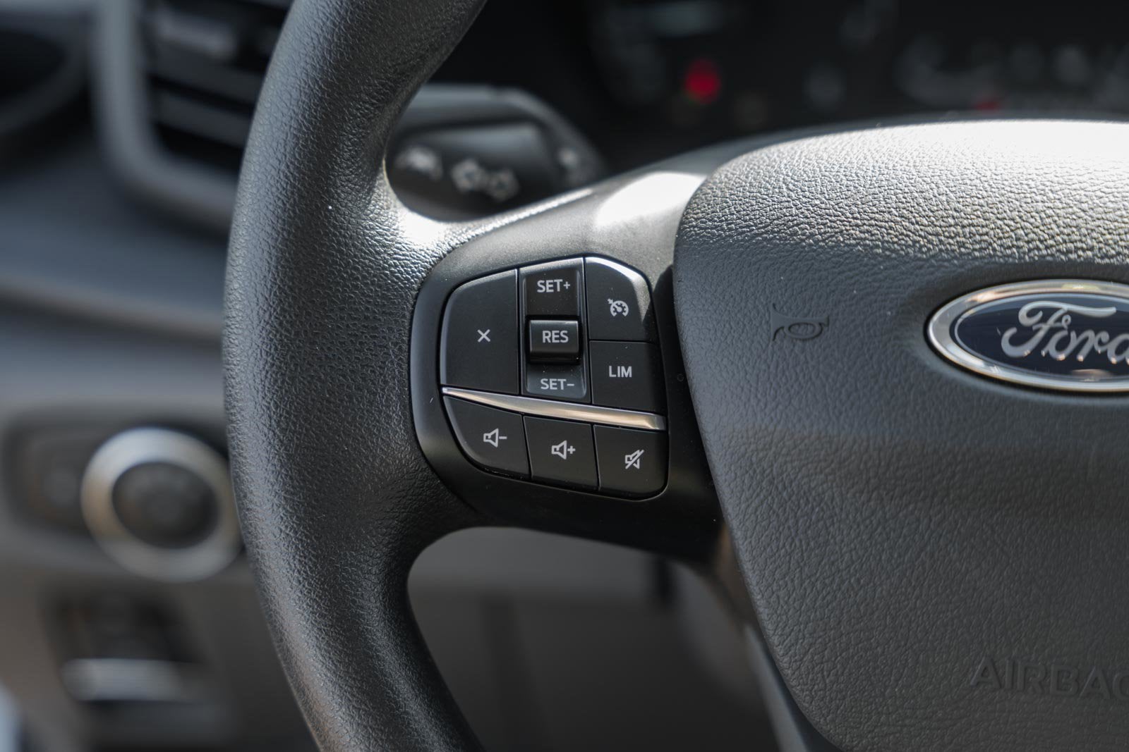 2025 Ford Transit Cutaway 350