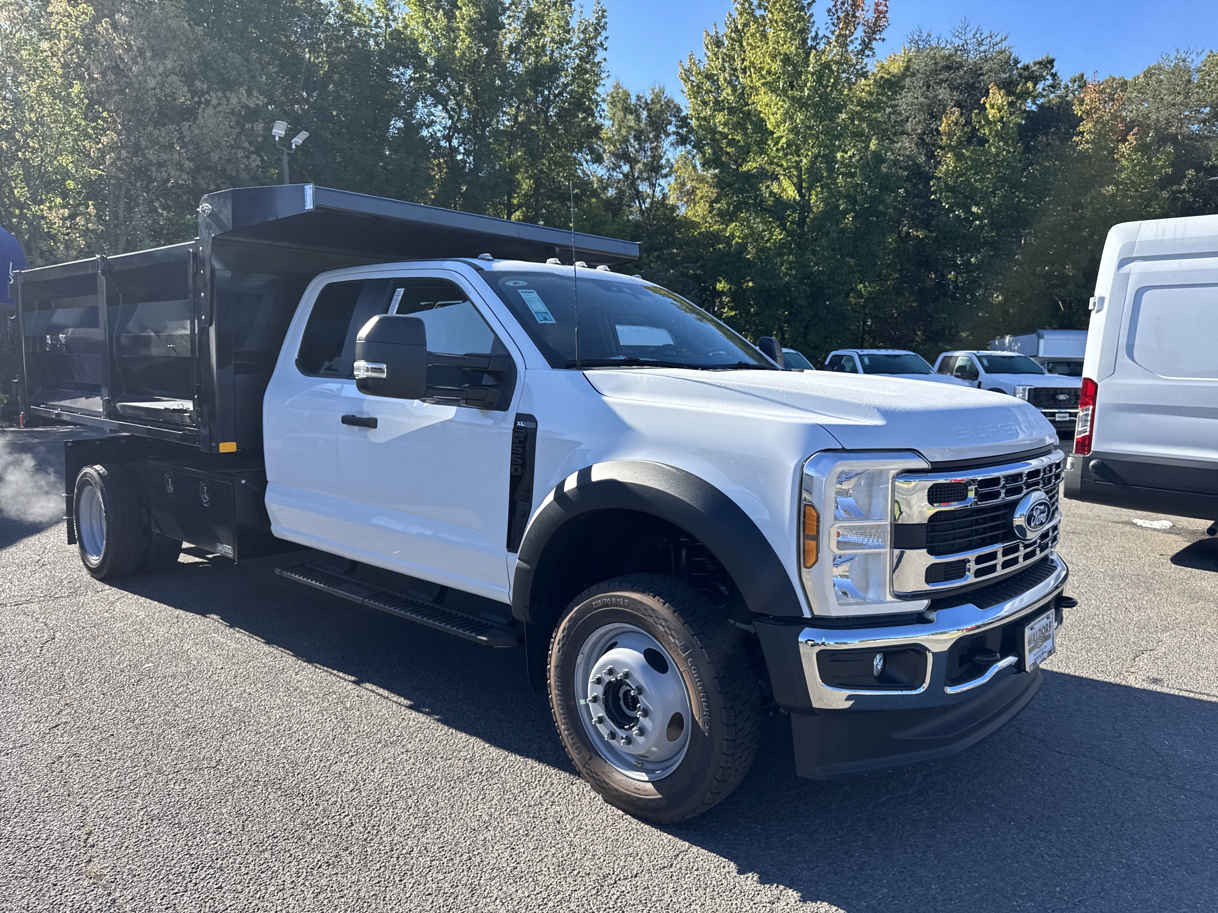 2027 Ford Super Duty F-550 DRW XL
