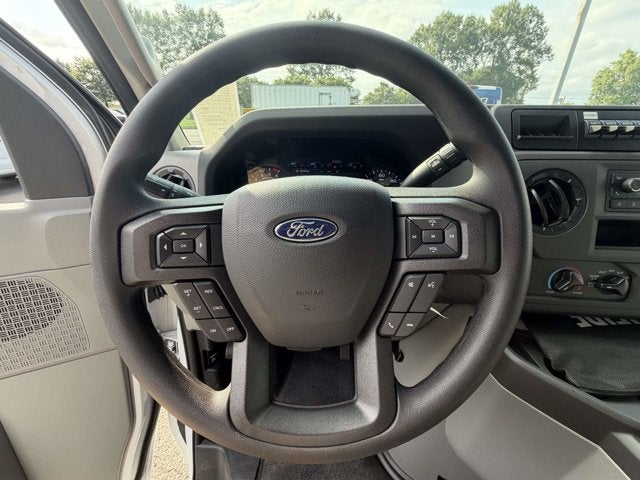 2026 Ford E-Series Cutaway E-350 SRW 138" WB