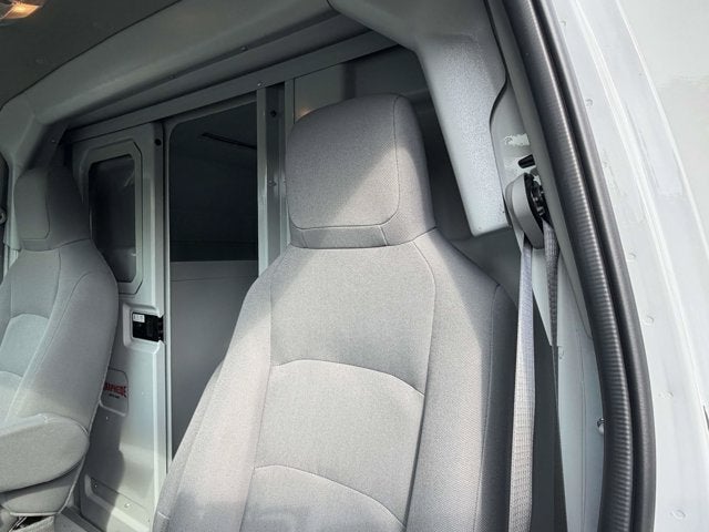 2026 Ford E-Series Cutaway E-350 SRW 138" WB