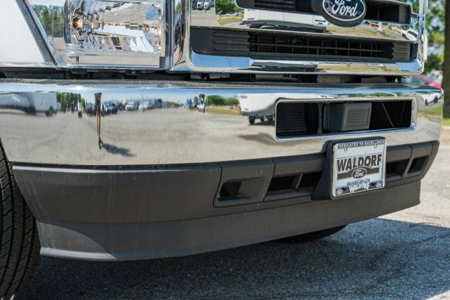 2026 Ford E-Series Cutaway Base